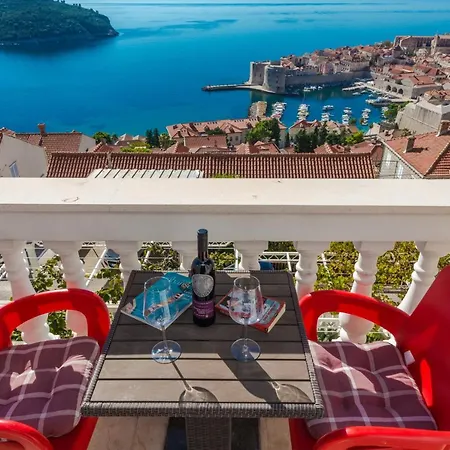 Amazing View Dijana Apartman *